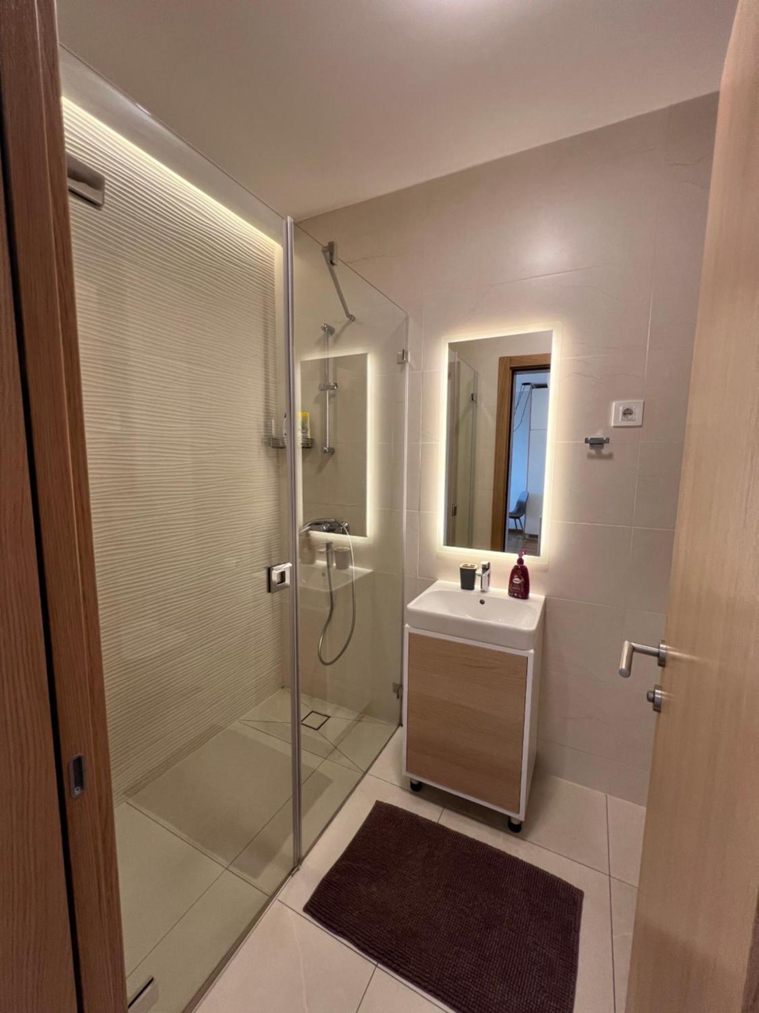 Diagonala 1 Appartement Novi Sad Buitenkant foto